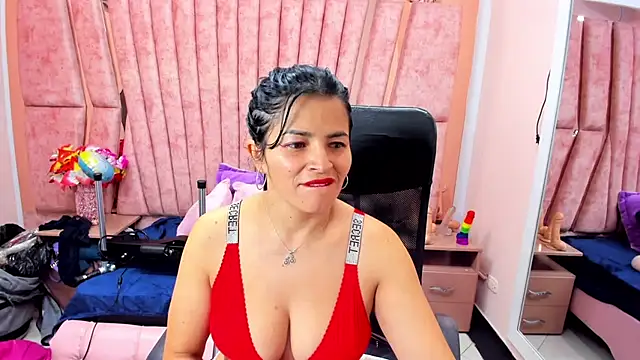 Snapshot of HornySkinny26 chatting on May 2026 06:29:02 AM HornySkinny26 online show from May 2026 06:29:02 AM