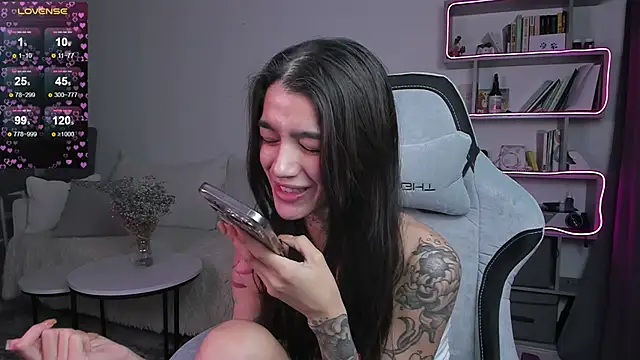 vinkitinkii online show from March 2025 09:41:01 AM