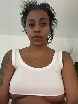 charlotteeruss online show from April 2026 08:07:02 PM