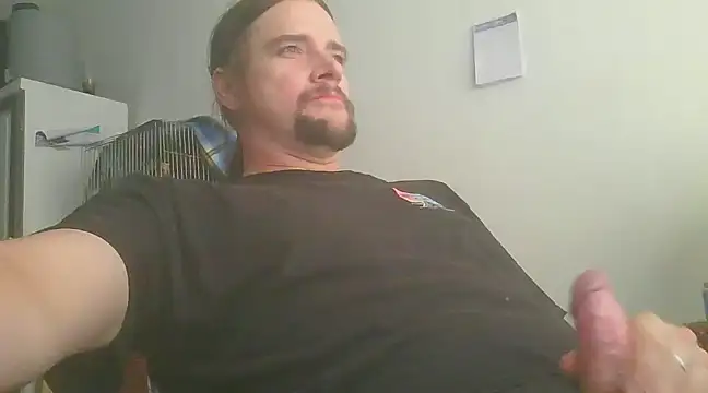 Snapshot of HerManforyou chatting on January 2025 10:11:02 AM HerManforyou online show from January 2025 10:11:02 AM