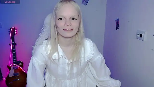 Emily Nyaffee online show from February 2026 09:34:01 AM