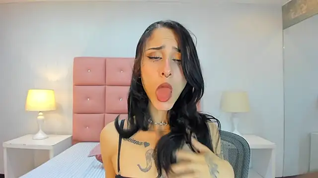 lhiamfit online show from December 2024 06:09:02 PM