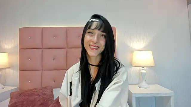 lhiamfit online show from March 2025 03:11:02 AM