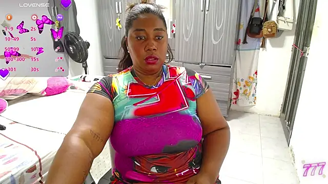 Snapshot of thickebonymilfF chatting on July 2026 01:24:02 AM thickebonymilfF online show from July 2026 01:24:02 AM