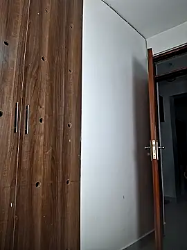 hornycreamybabe online show from November 2025 10:28:01 AM