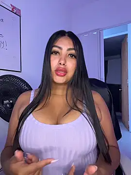 NatashaBrown12 online show from November 2025 01:12:02 PM