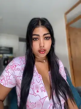 Snapshot of NatashaBrown12 chatting on May 2026 01:18:02 PM NatashaBrown12 online show from May 2026 01:18:02 PM