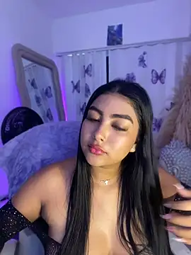 Snapshot of NatashaBrown12 chatting on May 2026 02:01:02 PM NatashaBrown12 online show from May 2026 02:01:02 PM