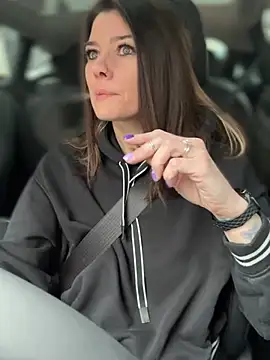 LadyLena1 online show from March 2025 04:19:02 PM