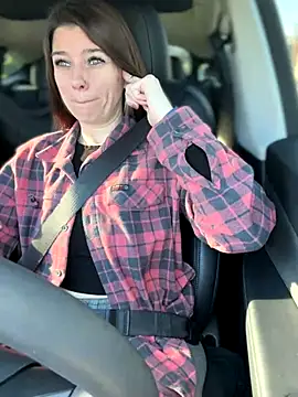 LadyLena1 online show from November 2025 06:12:01 PM