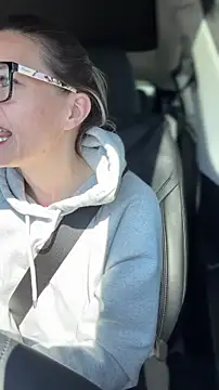 LadyLena1 online show from April 2026 09:13:01 PM