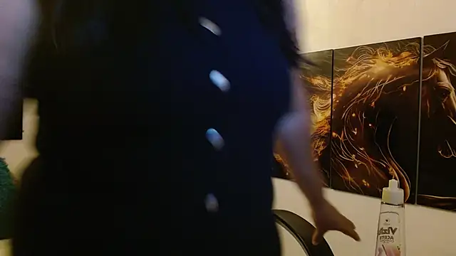 amalia brunette online show from March 2026 11:32:01 PM