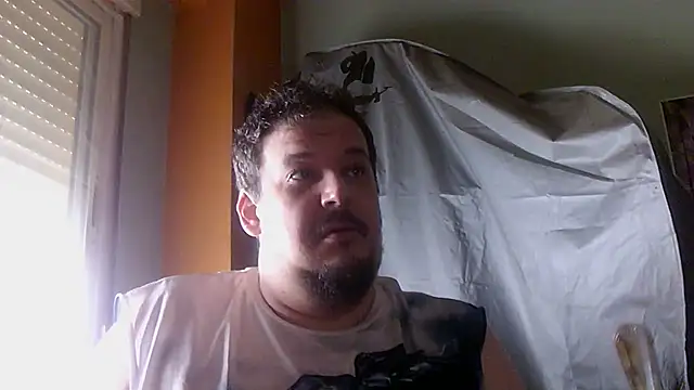 Snapshot of porkorossy chatting on April 2026 07:58:01 AM porkorossy online show from April 2026 07:58:01 AM