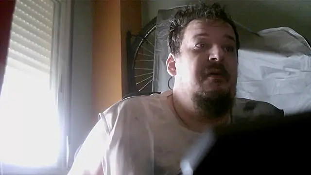 Snapshot of porkorossy chatting on May 2026 07:36:01 AM porkorossy online show from May 2026 07:36:01 AM