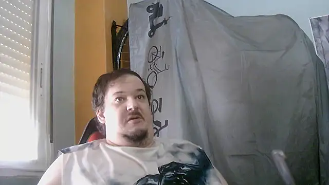 Snapshot of porkorossy chatting on July 2026 07:44:03 AM porkorossy online show from July 2026 07:44:03 AM