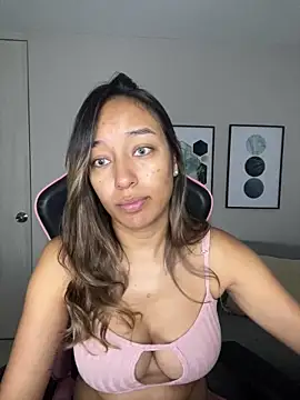 DianaHopson online show from February 2025 09:28:01 AM