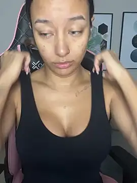 DianaHopson online show from February 2025 10:55:02 AM