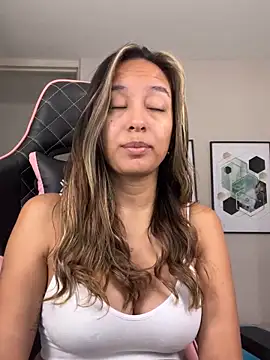 DianaHopson online show from October 2025 11:41:02 AM