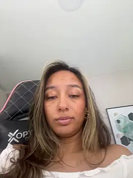 DianaHopson online show from November 2025 01:00:02 PM