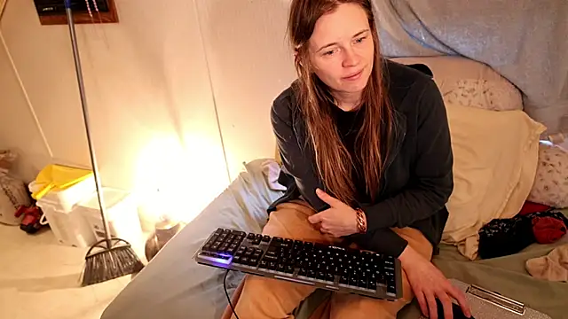 xxpixeyxx online show from March 2026 12:33:01 PM