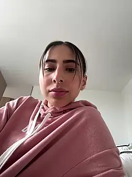 Ameellie online show from February 2025 05:15:01 PM