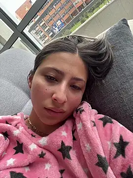 Ameellie online show from February 2026 04:08:01 PM