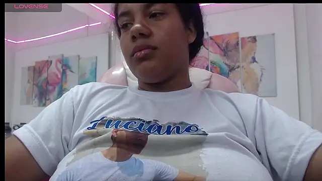 alegriamartinez online show from October 2025 07:37:01 PM