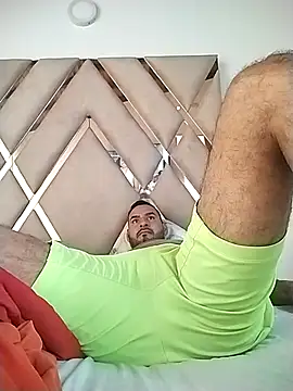 reylucas202 online show from February 2025 03:15:02 PM