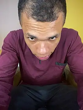 MoiseXxx 777 online show from October 2025 06:48:01 AM