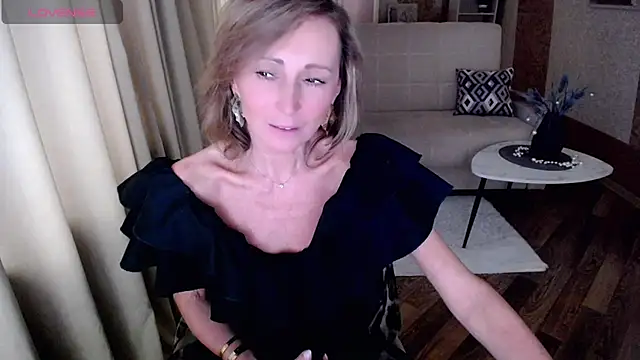 HornyMilf 777 online show from February 2025 11:43:02 AM