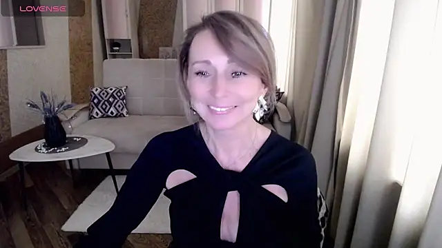 HornyMilf 777 online show from February 2025 08:02:02 AM