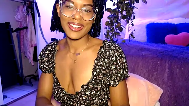 Snapshot of CocoSage chatting on July 2026 04:53:01 AM CocoSage online show from July 2026 04:53:01 AM