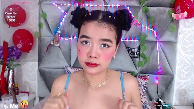 Snapshot of Angela_lovee chatting on December 2024 01:03:02 PM Angela lovee online show from December 2024 01:03:02 PM