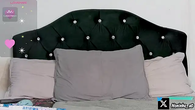 nonawhitemm online show from April 2026 08:59:01 AM