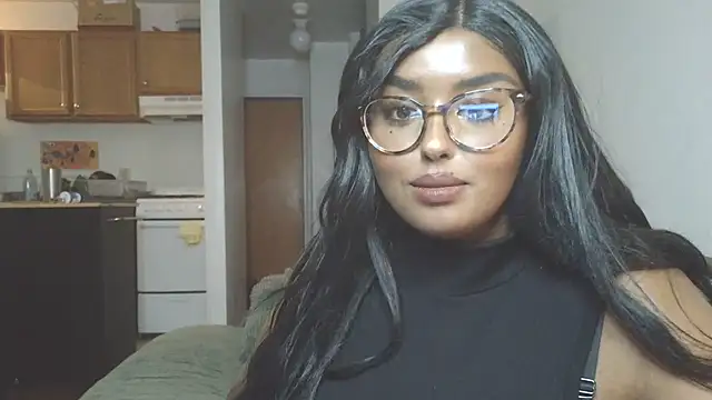 SiminFox online show from October 2025 12:38:01 AM