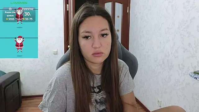 Snapshot of Nelly_Fischer chatting on December 2024 12:02:01 AM Nelly Fischer online show from December 2024 12:02:01 AM