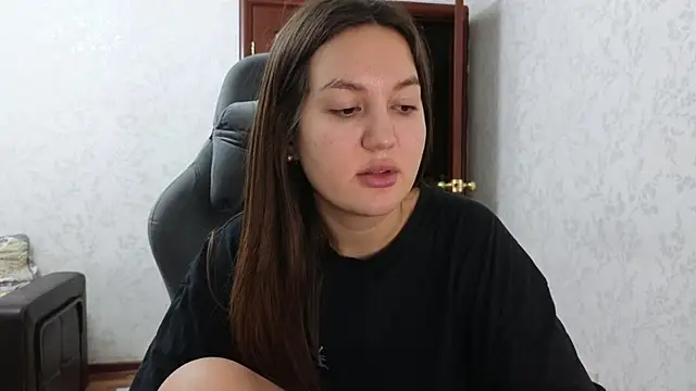 Snapshot of Nelly_Fischer chatting on January 2025 10:07:02 PM Nelly Fischer online show from January 2025 10:07:02 PM