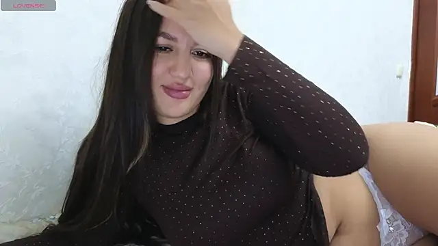 Snapshot of Nelly_Fischer chatting on February 2025 09:04:01 PM Nelly Fischer online show from February 2025 09:04:01 PM