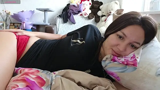 Snapshot of Nelly_Fischer chatting on February 2025 07:13:02 AM Nelly Fischer online show from February 2025 07:13:02 AM