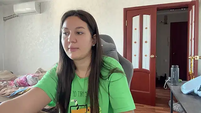 Snapshot of Nelly_Fischer chatting on February 2025 07:26:02 AM Nelly Fischer online show from February 2025 07:26:02 AM