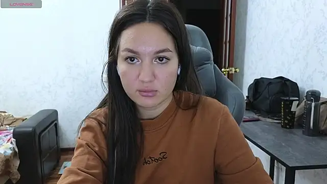 Snapshot of Nelly_Fischer chatting on February 2025 04:14:01 PM Nelly Fischer online show from February 2025 04:14:01 PM