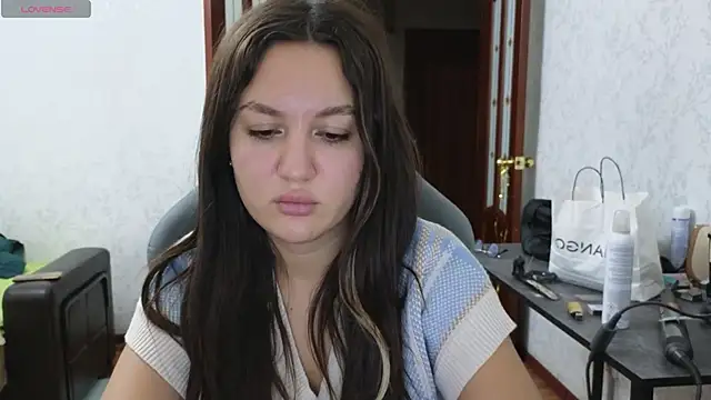 Snapshot of Nelly_Fischer chatting on March 2025 06:08:02 PM Nelly Fischer online show from March 2025 06:08:02 PM