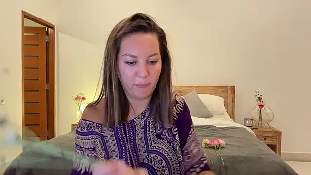 Snapshot of Nelly_Fischer chatting on September 2025 01:15:01 PM Nelly Fischer online show from September 2025 01:15:01 PM