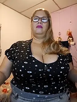 EllisW8 online show from December 2025 11:37:01 AM