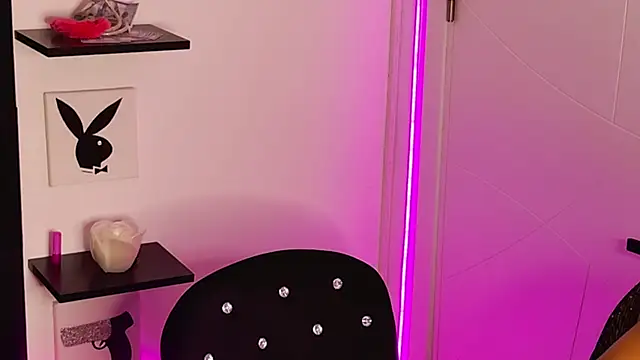 MissAmeliaa online show from September 2025 02:08:01 PM