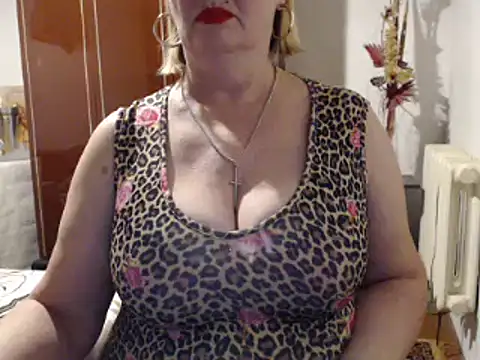 Secretfox online show from December 2025 06:29:02 AM