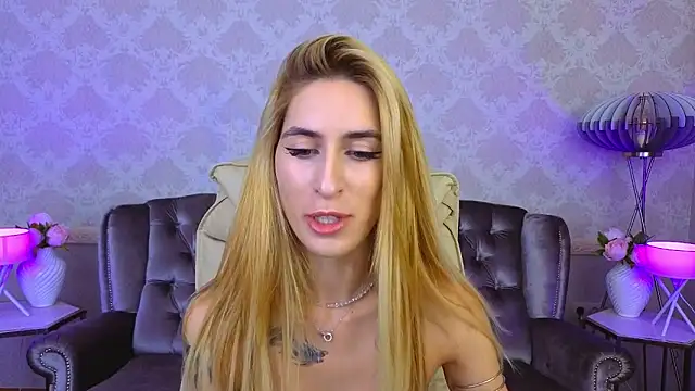 Sexy Lava online show from September 2025 01:01:01 PM