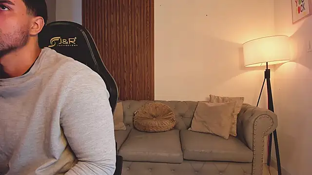 liam collins21 online show from March 2026 11:38:01 AM