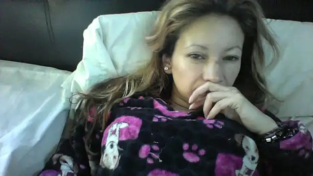 Snapshot of Paulita_x3 chatting on March 2025 11:32:01 AM Paulita x3 online show from March 2025 11:32:01 AM