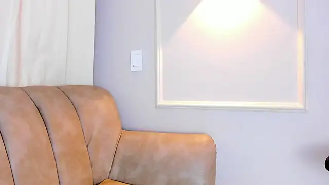 Lia walton online show from March 2025 12:03:01 PM